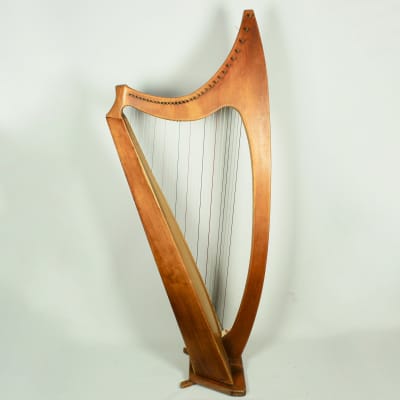 Lyon & Healy Troubadour 33-String Lever Harp (USED) | Reverb