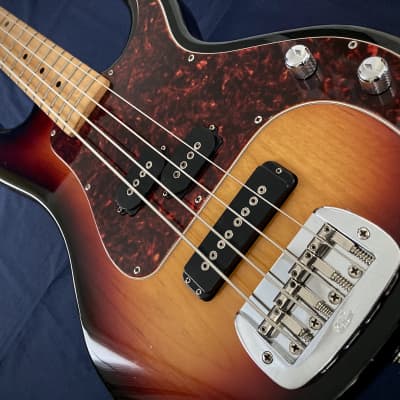 G&L Made in USA SB-2 Silver Flake (S/N:CLF58427) (12/25) | Reverb