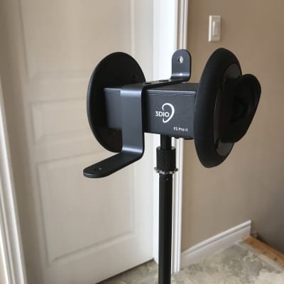 Free Space Binaural Microphone