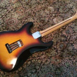 Fender Standard Strat Stratocaster with Seymour Duncan JB JR