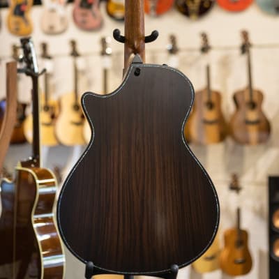 Taylor 912ce Builder's Edition Grand Concert Acoustic/Electric - Wild Honey Burst Top with Hardshell Case - Demo image 7
