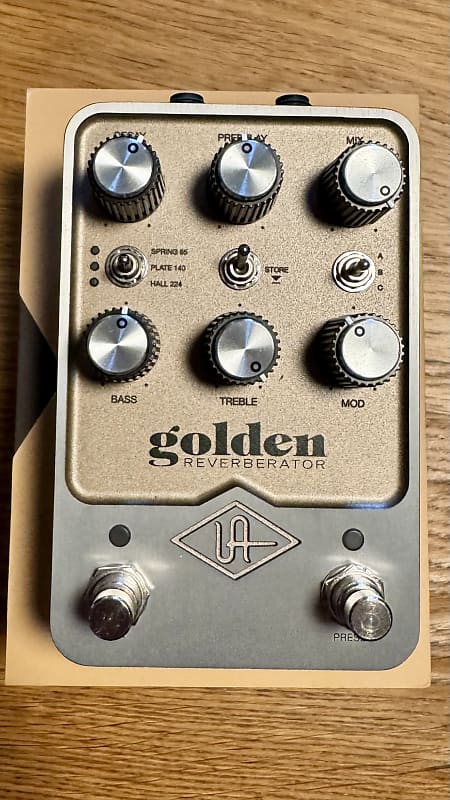 Universal Audio Golden Reverberator