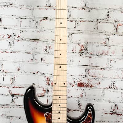 Nashville - 135sb - S Style SSS Electric Guitar, 3 Color Burst - x0570 - USED image 3