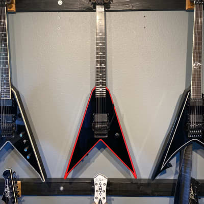 BC Rich Jr. v Icon Black with red bevels and pinstripes | Reverb
