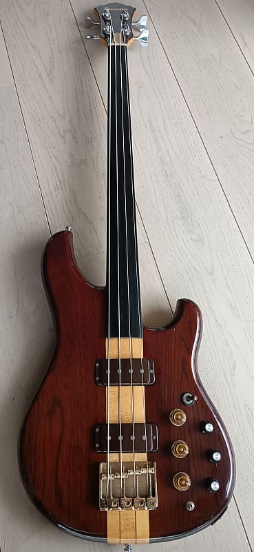 アイバニーズMC-940DS Ibanez Musician MC-940DS Fretless Sting 1980 Wood | Reverb