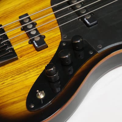 MICHAEL KELLY Element 4-string electric BASS guitar NEW w/ Hard Case - Zebra Burst image 6
