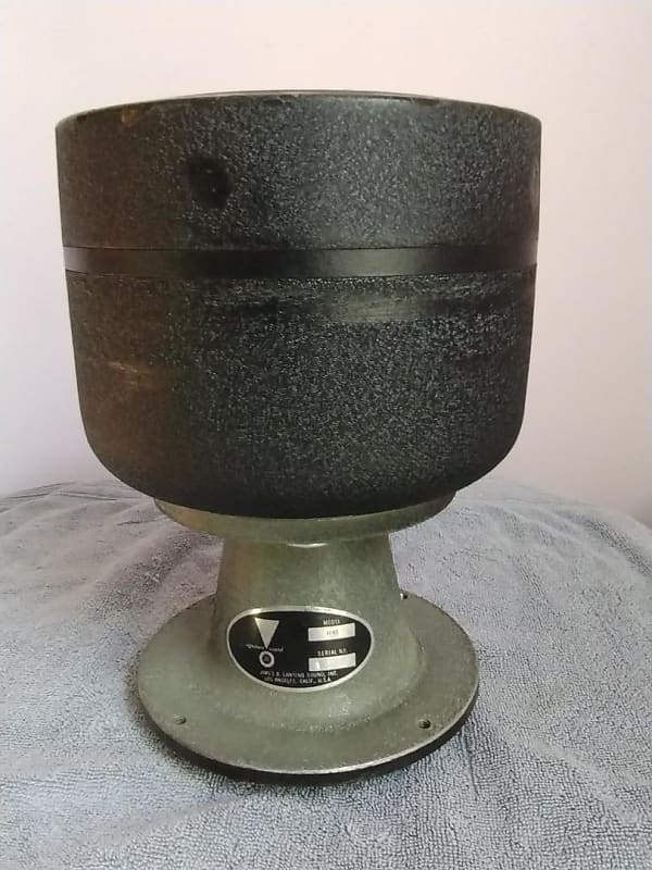 Single JBL 2440 driver with H93 horn in very good condition - 1980&#039;s  			
