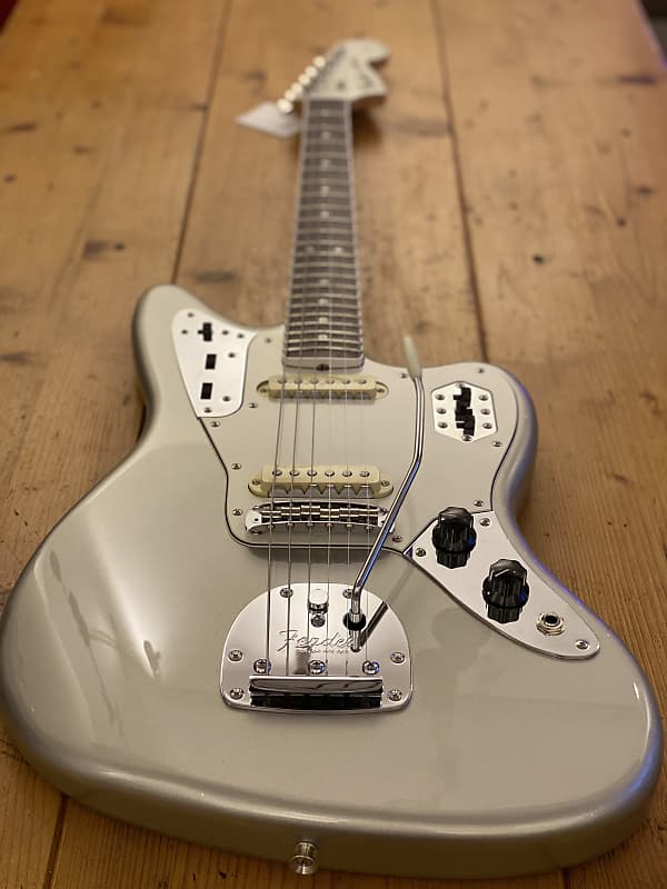 Fender Made in Japan Jaguar レフティ 2004 Fender Jaguar - Crafted in Japan – Marrs Audio