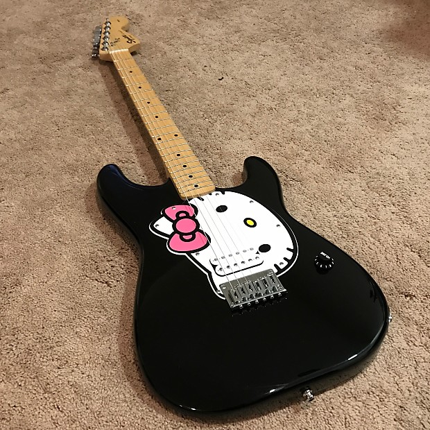 Squier Hello Kitty  Black by Fender