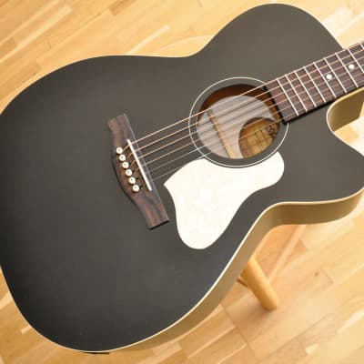 ART & LUTHERIE Legacy Faded Black CW Presys II / Made In Canada / Acoustic-Electric Cutaway Concert Size Guitar image 1