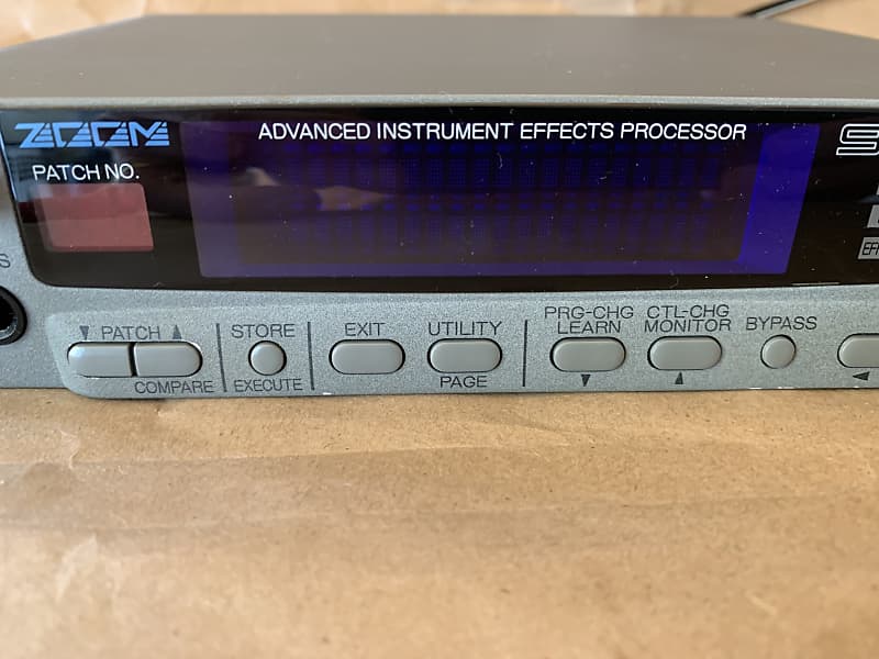 ZOOM 9030 マルチエフェクター ZOOM 9030 ADVANCED INSTRUMENT EFFECTS PROCESSOR | Zoom