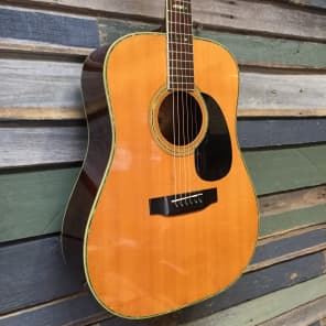 1975 Morris W-40 Square Shoulder Dreadnought - 3-Piece Back