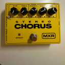 MXR M134 Stereo Chorus  - Yellow