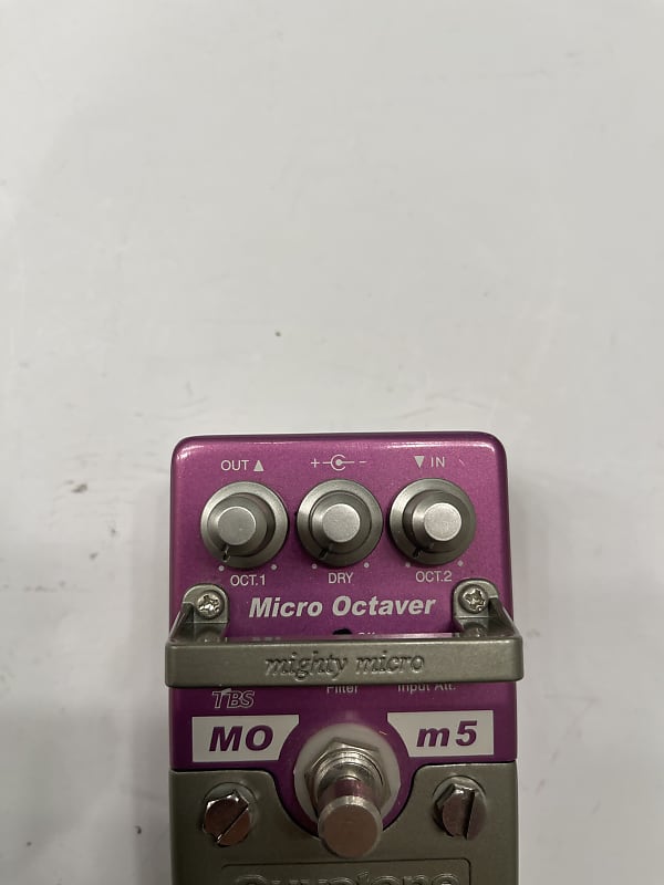 Guyatone MOm5 Mighty Micro Octave Octaver Guitar Effect Pedal MIJ Japan +  Box