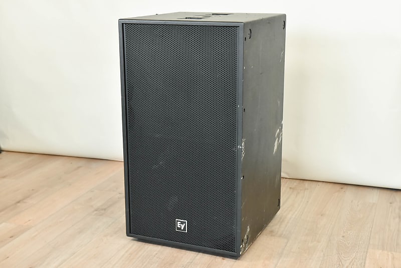 ElectroVoice (EV) QRx 218S Compact Dual 18" Subwoofer Reverb