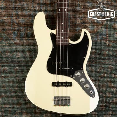 Fender AJB Aerodyne Jazz Bass | Reverb Canada
