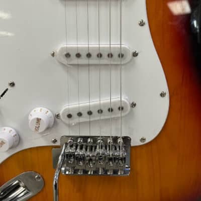 Austin AST100L Left-Handed Double Cutaway Electric Guitar Sunburst image 7