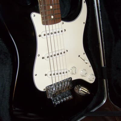 Fender Stratocaster 2008-2009 with Floyd Rose Tremolo image 2