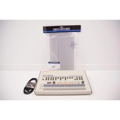 Roland TR-909 Rhythm Composer - Mint - Pro Serviced - Warranty