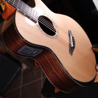 Furch Yellow Series Deluxe Gc-SR Grand Auditorium SPA Spruce/Rosewood Acoustic Electric image 6