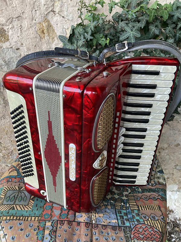 Accordeon Excelsior 303 1960-1970 | Reverb Finland