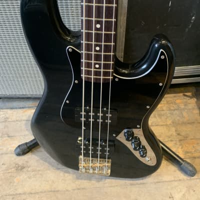 Fender Modern Player Jazz Bass | Reverb Canada