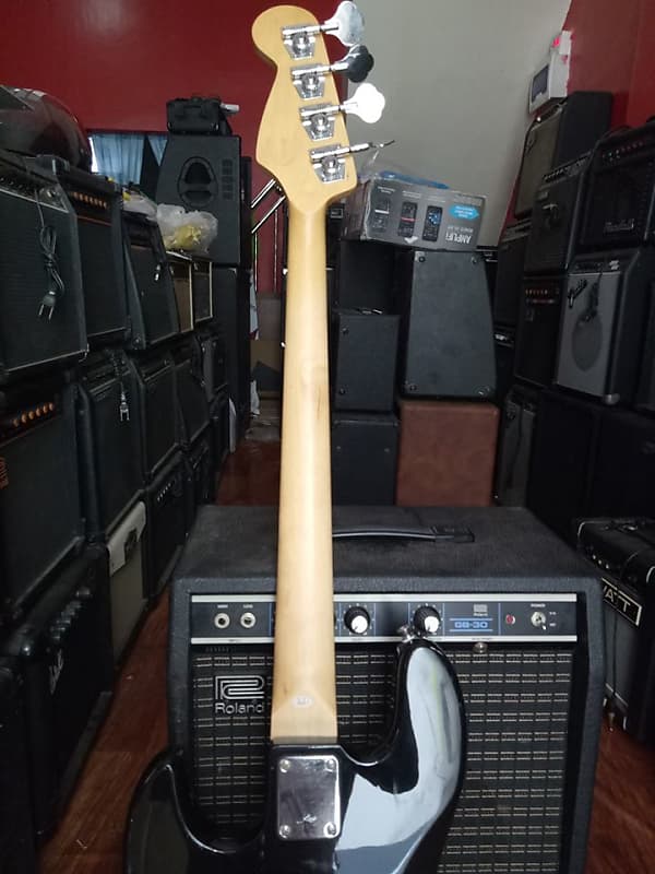Selder Stratocaster Late 80' White/Black Electric Bass Guitar 4