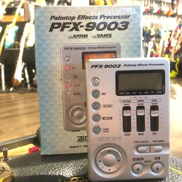 ★★★ZOOM 　PFX-9003　マルチエフェクター ZOOM PFX-9003 Guitar Multi Effects Processor Handheld Mini