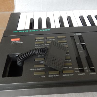 鍵盤楽器 YAMAHA VSS100 Sampler/ Toy. Yamaha VSS100 | Portasound | Yamaha black boxes online archive