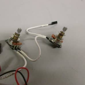 EMG Solderless Wiring Harness, 1 Vol, 1 Tone, No Switch image 2
