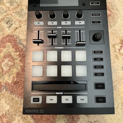 Native Instruments Traktor Kontrol D2 | Reverb