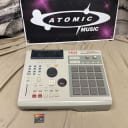 Akai MPC2000XL Sampling Workstation Sampler - Fully-Expanded! 8 Ouputs / RAM upgraded - Local Pickup Only