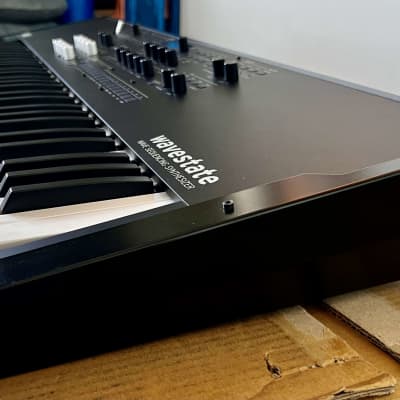 Korg Wavestate SE 61-Key Wave Sequencing Synthesizer 2023 - Present - Black image 5