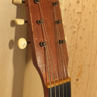 Late '50s United-made Parlor guitar, electrified image 8