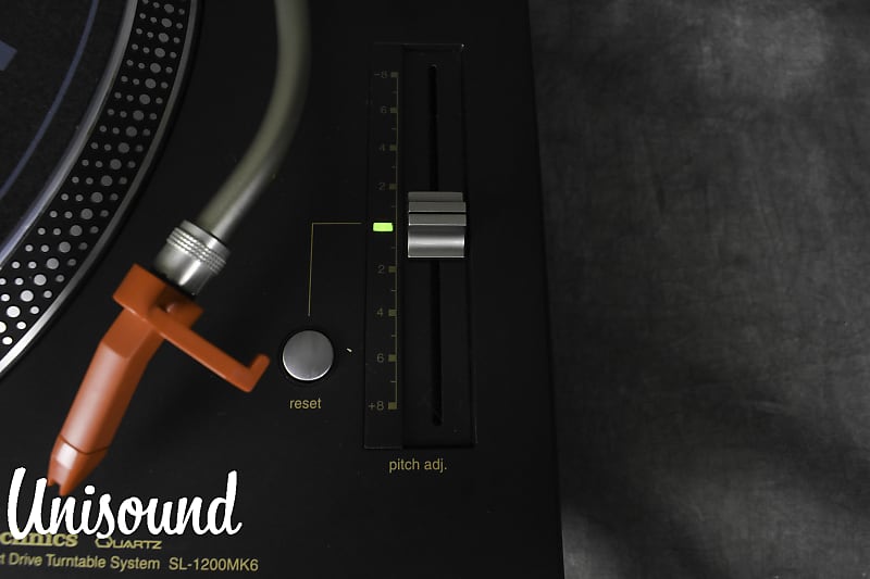 Technics SL-1200 MK6 Black Direct Drive DJ Turntable In