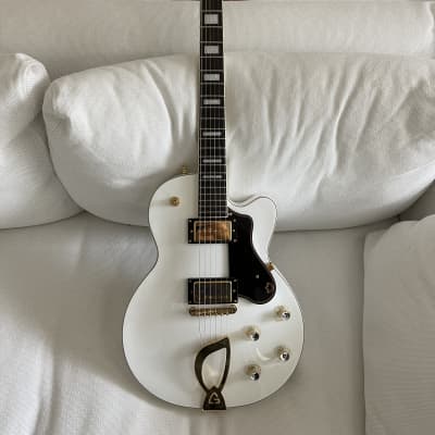 Crews Maniac Sound Dove Master P-90 White-Free Shipping