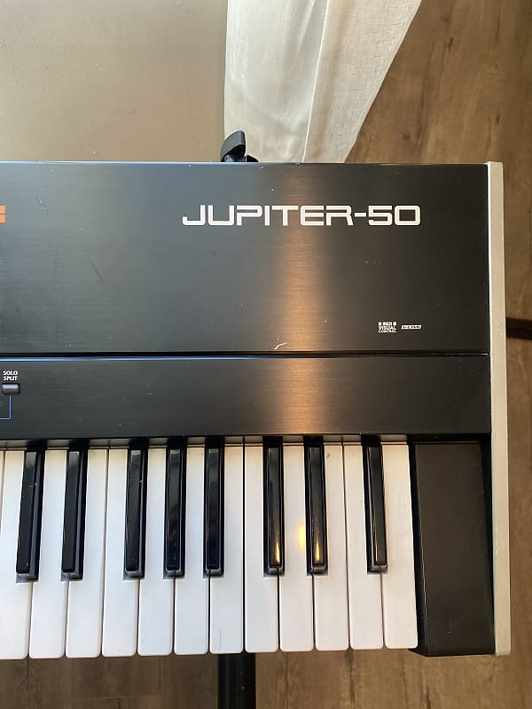 Roland Jupiter-50 76-Key Digital Synthesizer