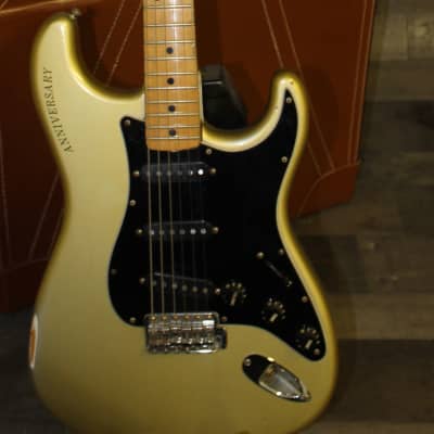 Fender 25th Anniversary Stratocaster  1979 Shore line Gold  With Original Case! image 9