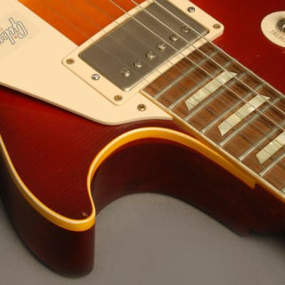 Gibson Les Paul 1959 Reissue w/Bigsby Lightly Aged Vintage Cherry Sunburst image 9