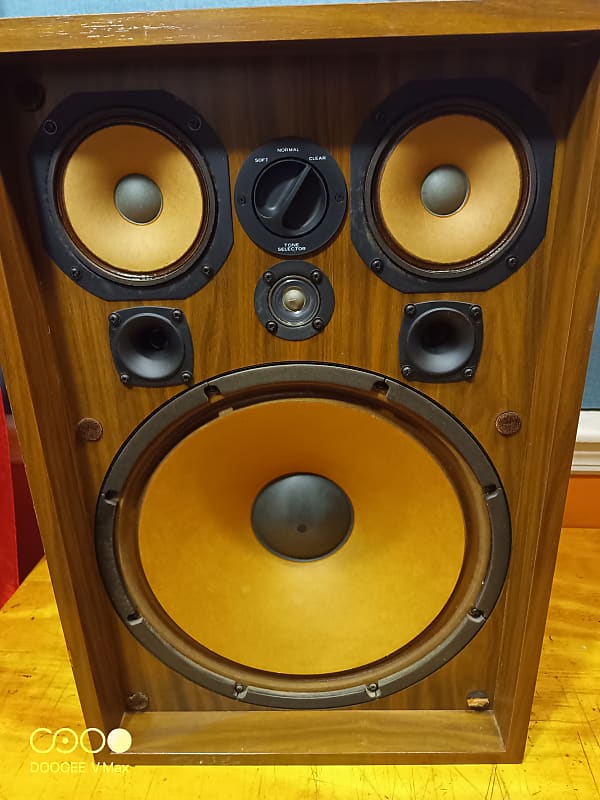 Kenwood   KL777 1970 - Walnut simulated  			