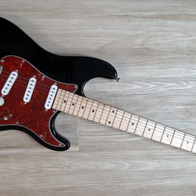 2022 Elite® Stratocaster Black Guitar Turbo w/ MODs Classic Strat SSS LTD Tortoise P/G image 9