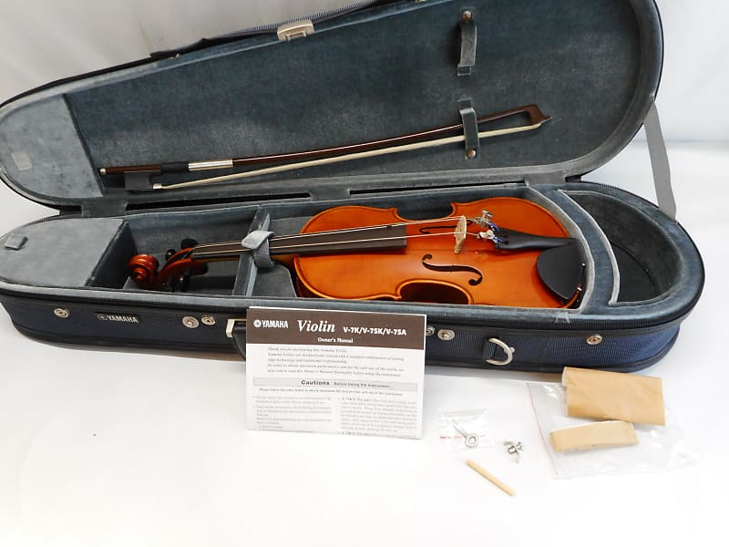 2002 Yamaha V7 1/8 Violin