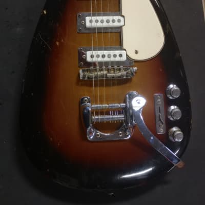 Vox Mark IX 1960's Vintage 9 string electric guitar 3 Tone Sunburst w hard case *** FREE SHIPPING *** image 9