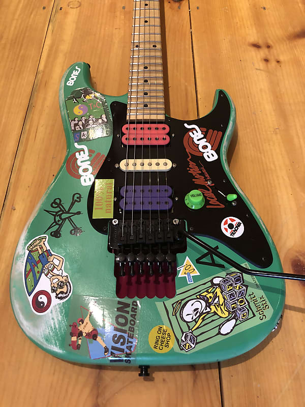 Charvel steve vai Green Meanie風MOD Charvel Pro Mod Steve Vai style Green Meanie - Green, White