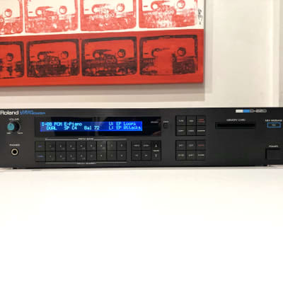 Roland D-550 LIKE NEW + OLED Display + Memory card + Over 1000 Presets! -- this sale ad will end on March 10th 2024!!!