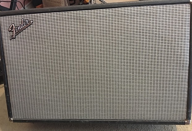 Fender 2 store 12 cabinet