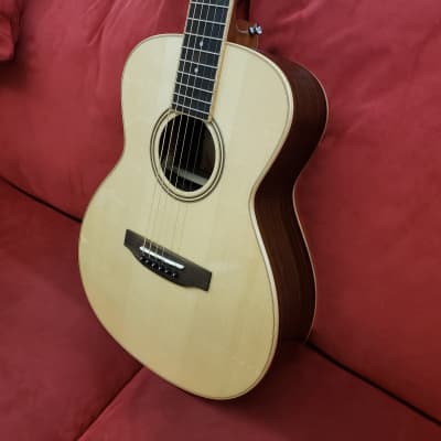 Kala KA-GTR-OM Acoustic Guitar image 8