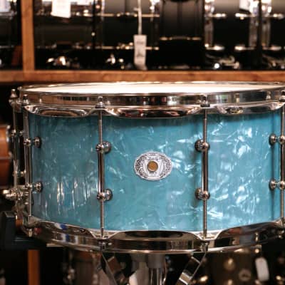 Ludwig Classic Maple 14x4 10-Lug Emerald Pearl Snare Drum | Reverb