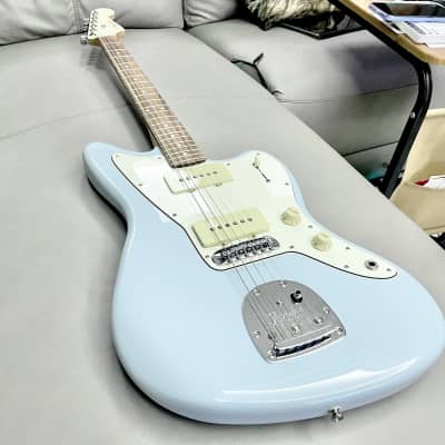 Fender FSR Classic Player Jazzmaster with Matching Headstock | Reverb