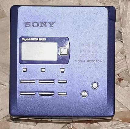 Sony Mini disk Mz-r55 anni 2000 - blu  			